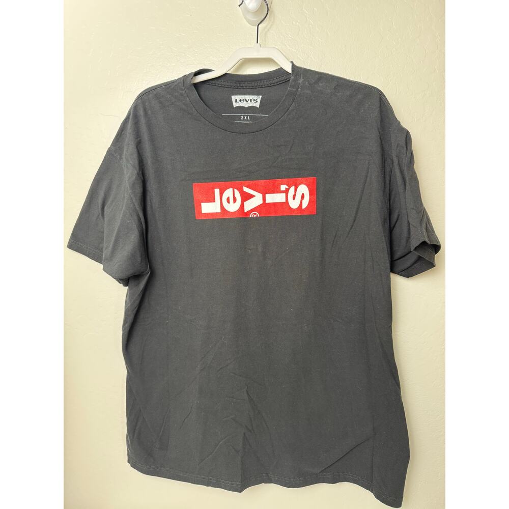 Levi’s Black Red Logo Graphic Mens 2XL Classic T-Shirt